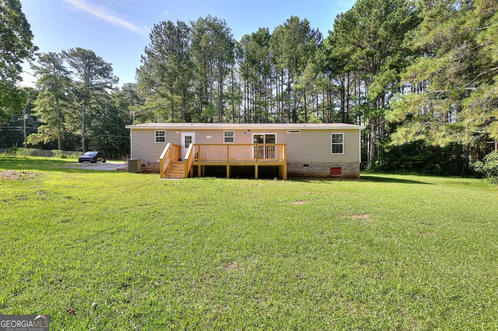 209 Jack Sharp RD Colbert, GA 30628