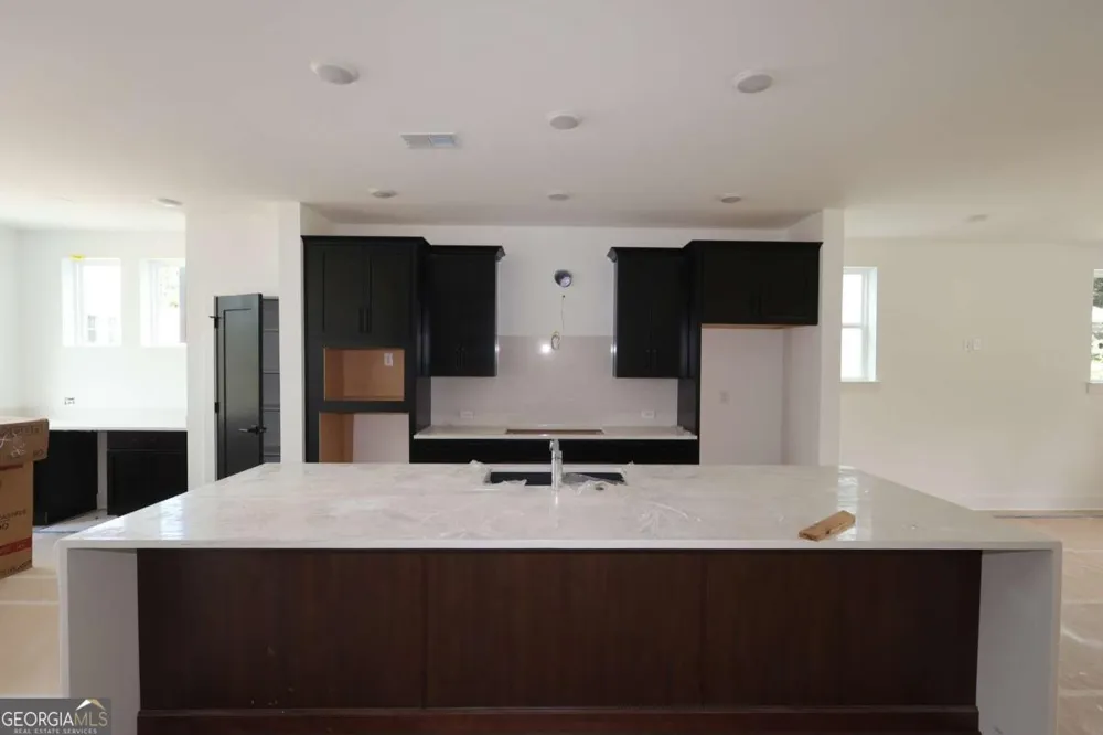 744 Auguste AVE Scottdale, GA 30079