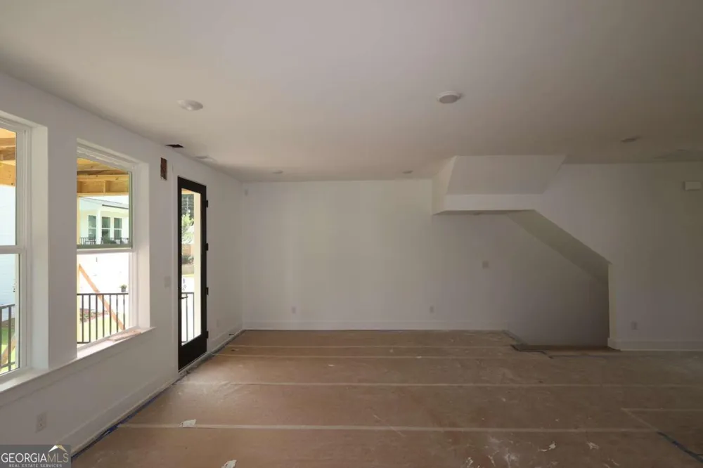 744 Auguste AVE Scottdale, GA 30079