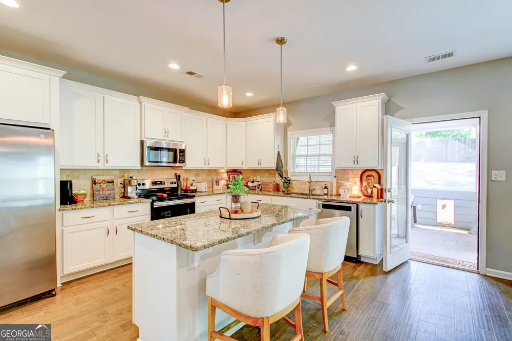 23 South York DR Newnan, GA 30265
