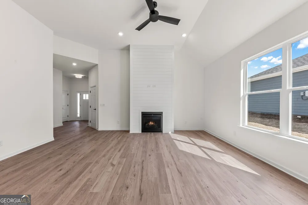 121 Cottage Grove CIR Eatonton, GA 31024
