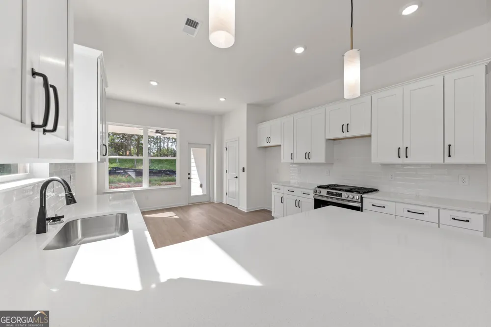 121 Cottage Grove CIR Eatonton, GA 31024
