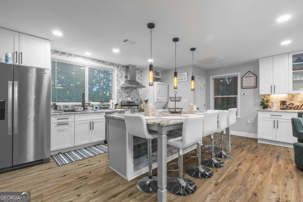 2390 Stone DR SW Lilburn, GA 30047