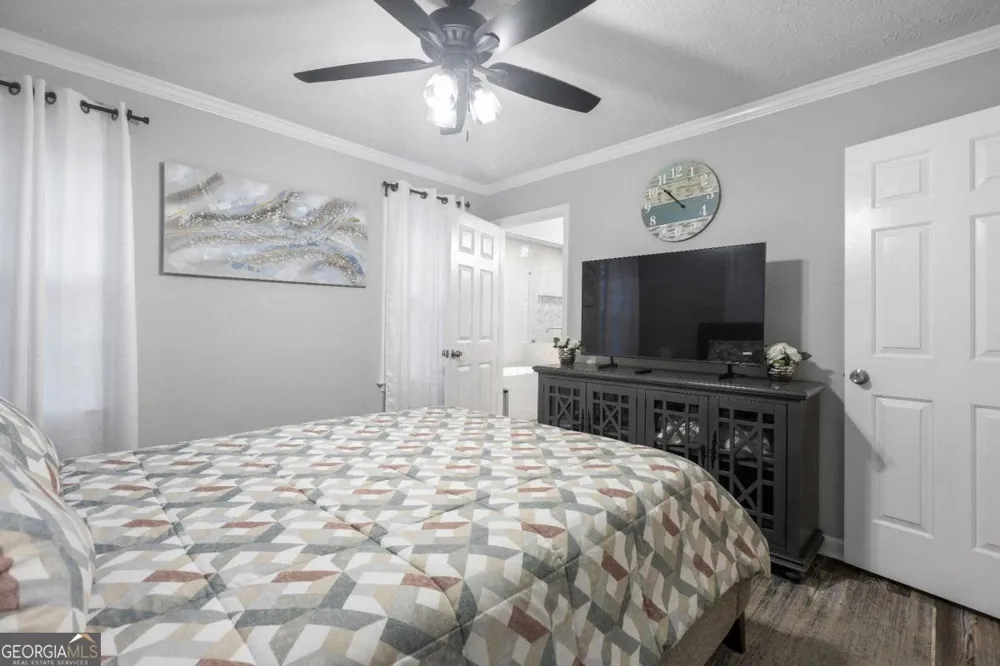 2390 Stone DR SW Lilburn, GA 30047