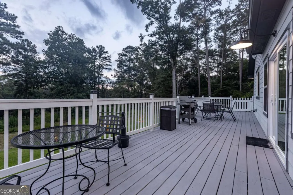 2390 Stone DR SW Lilburn, GA 30047