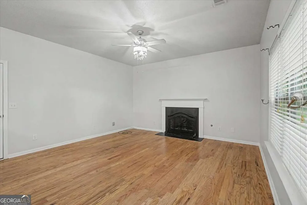 1025 Balsam Wood TRL Villa Rica, GA 30180