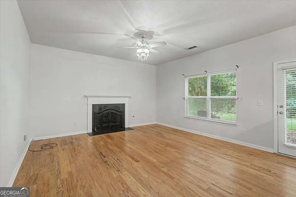 1025 Balsam Wood TRL Villa Rica, GA 30180