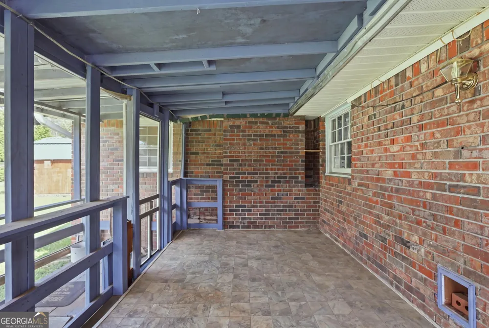 42 Charles ST Toccoa, GA 30577