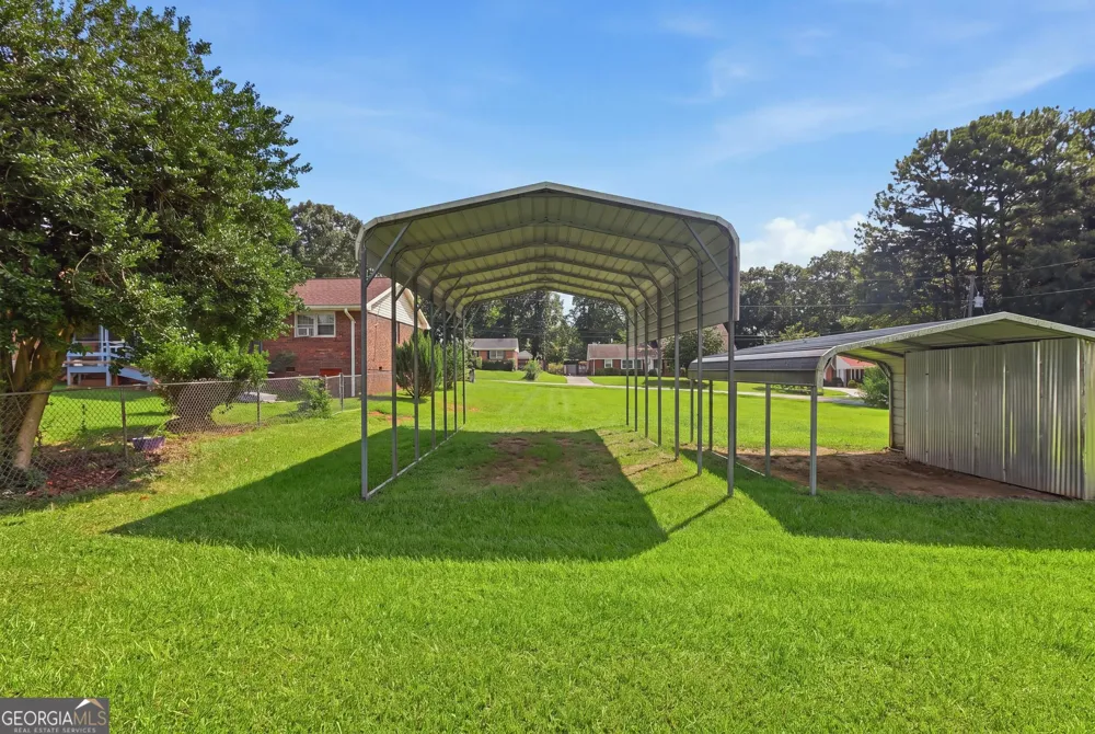 42 Charles ST Toccoa, GA 30577
