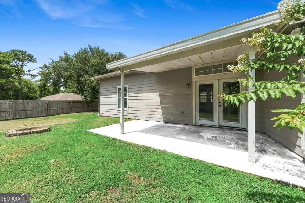 100 Pleasant Breeze WAY Kingsland, GA 31548