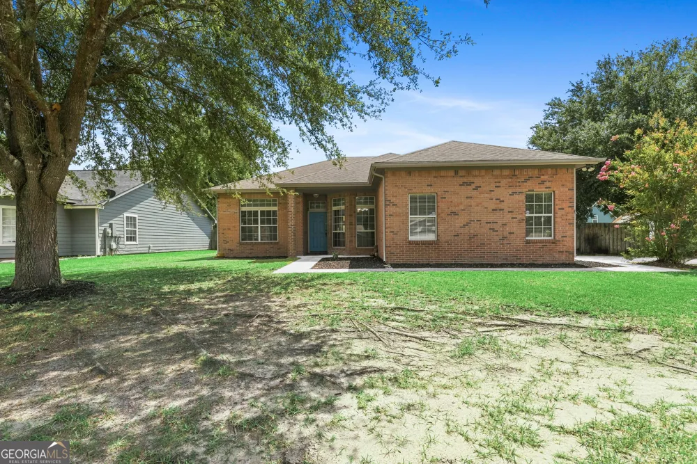 100 Pleasant Breeze WAY Kingsland, GA 31548
