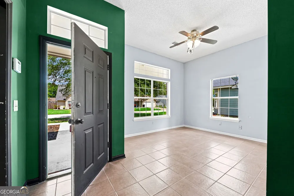 100 Pleasant Breeze WAY Kingsland, GA 31548