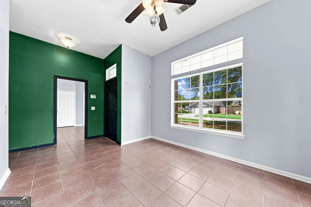 100 Pleasant Breeze WAY Kingsland, GA 31548