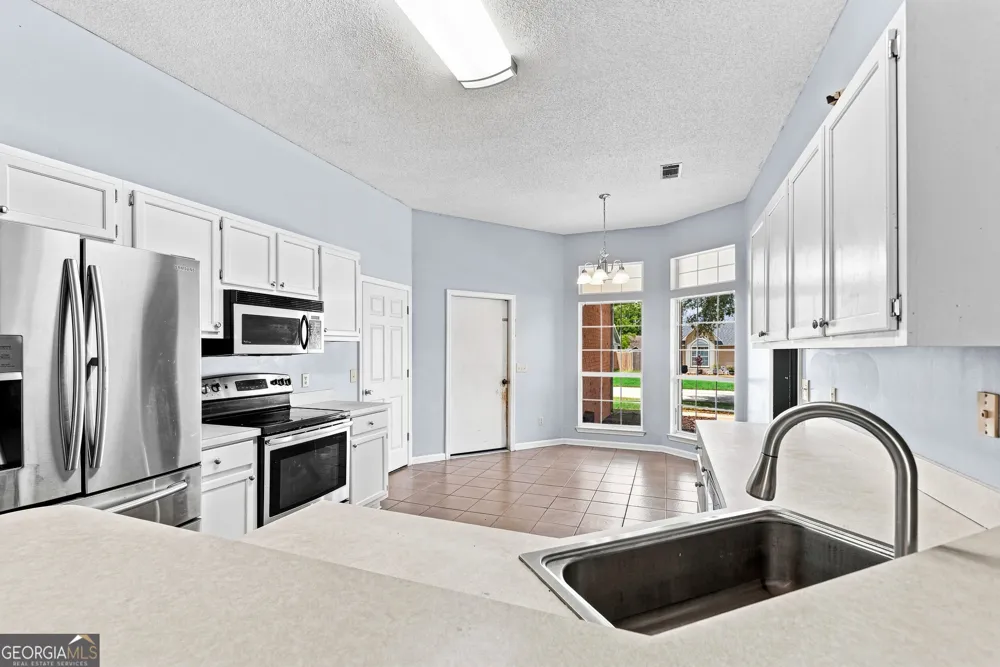 100 Pleasant Breeze WAY Kingsland, GA 31548