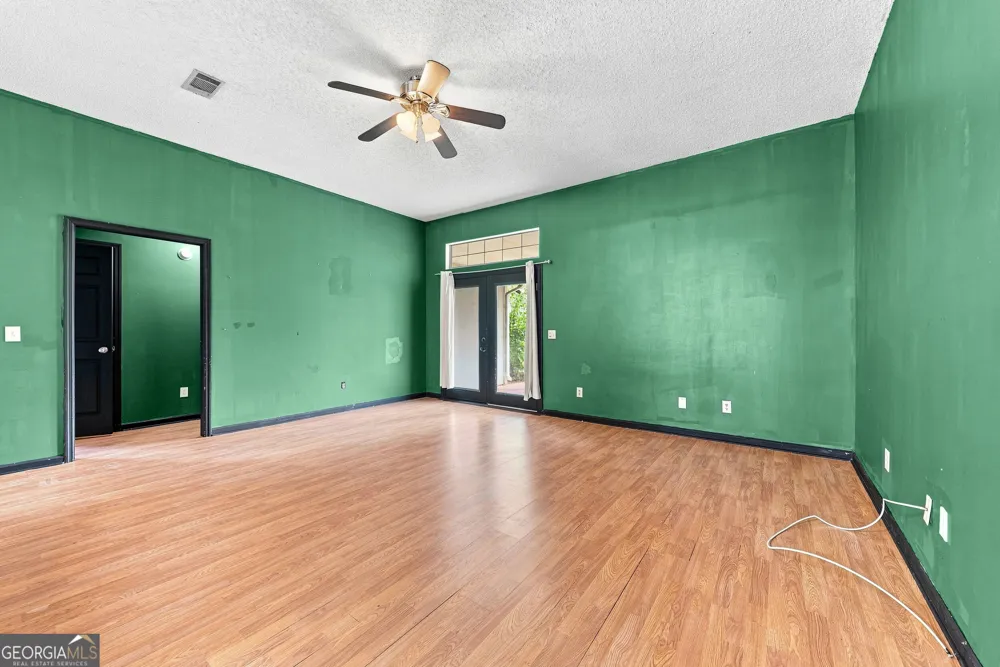 100 Pleasant Breeze WAY Kingsland, GA 31548