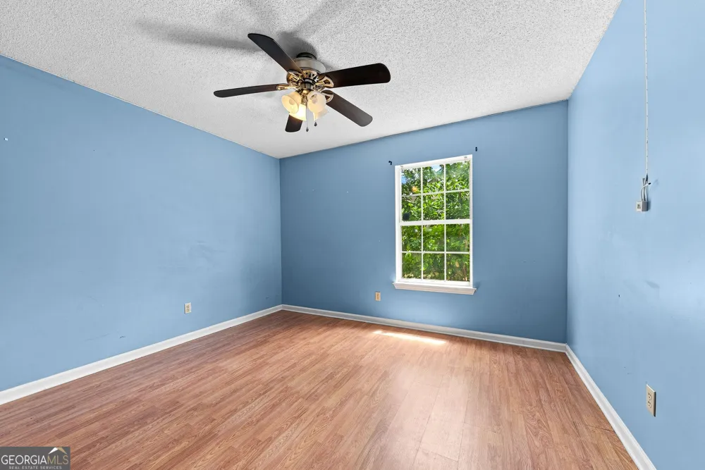 100 Pleasant Breeze WAY Kingsland, GA 31548
