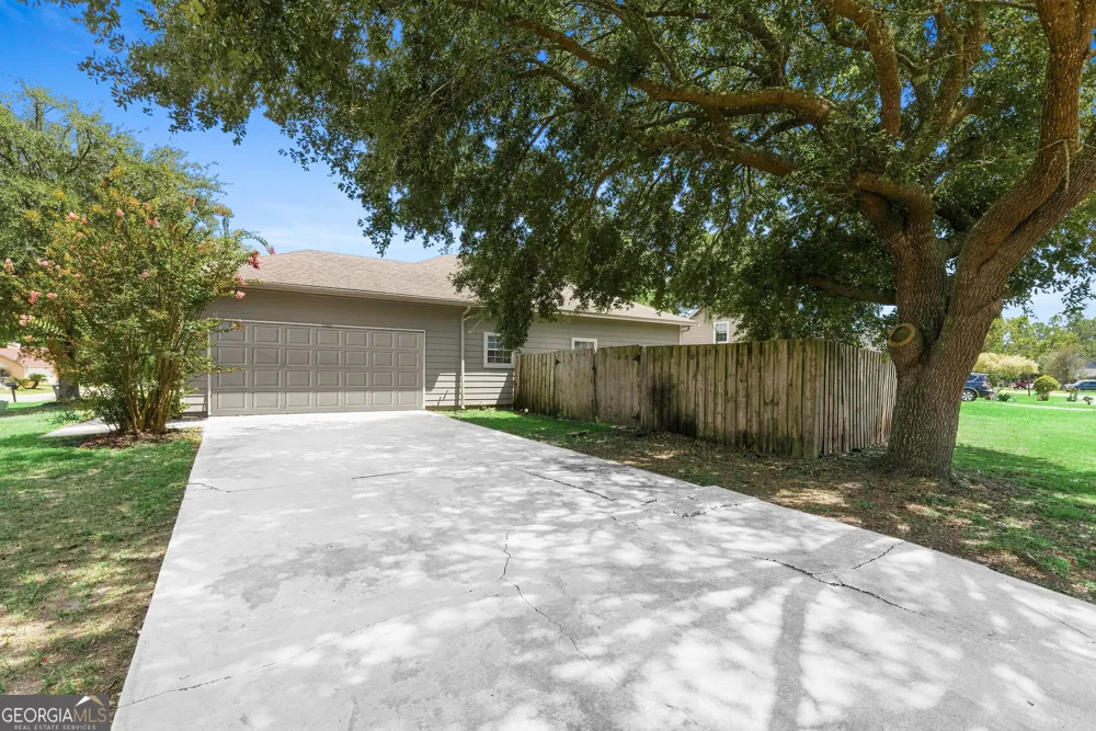 100 Pleasant Breeze WAY Kingsland, GA 31548