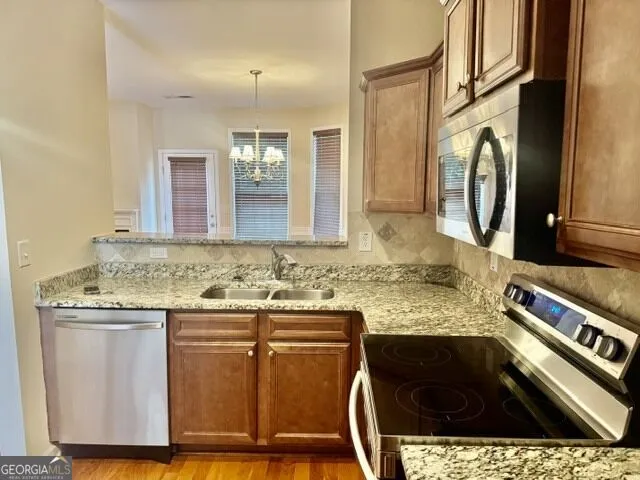 4339 Barcelona TRCE Stone Mountain, GA 30083