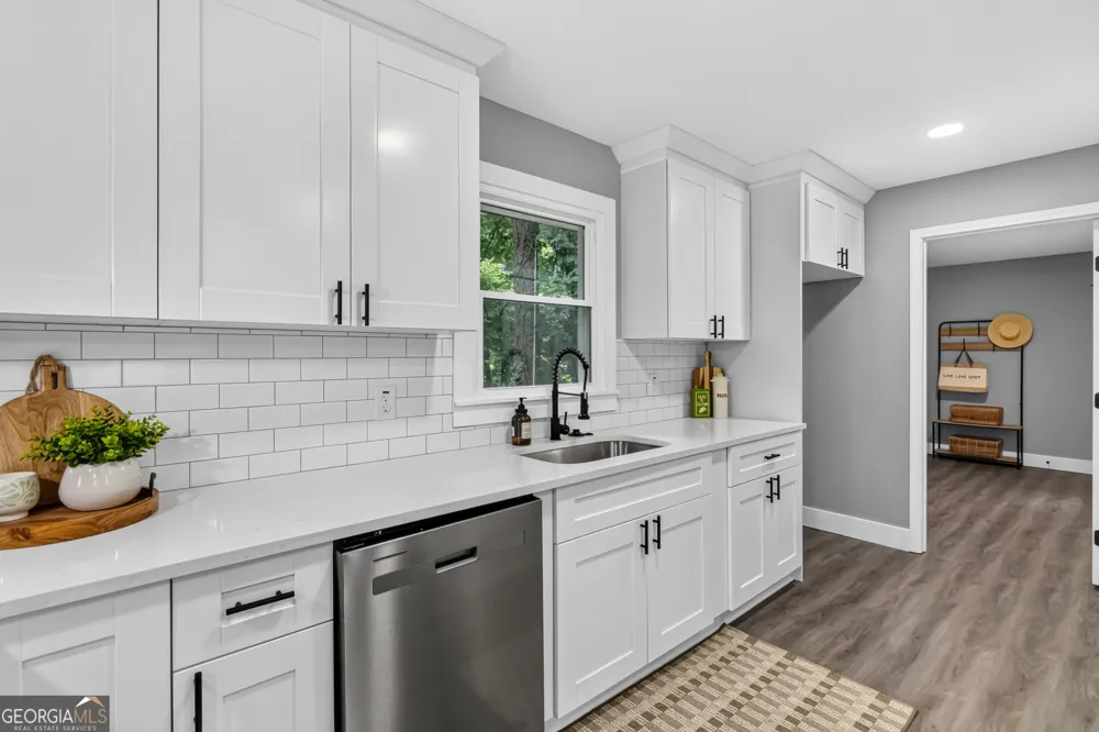 1539 Rockingway DR SW Marietta, GA 30008