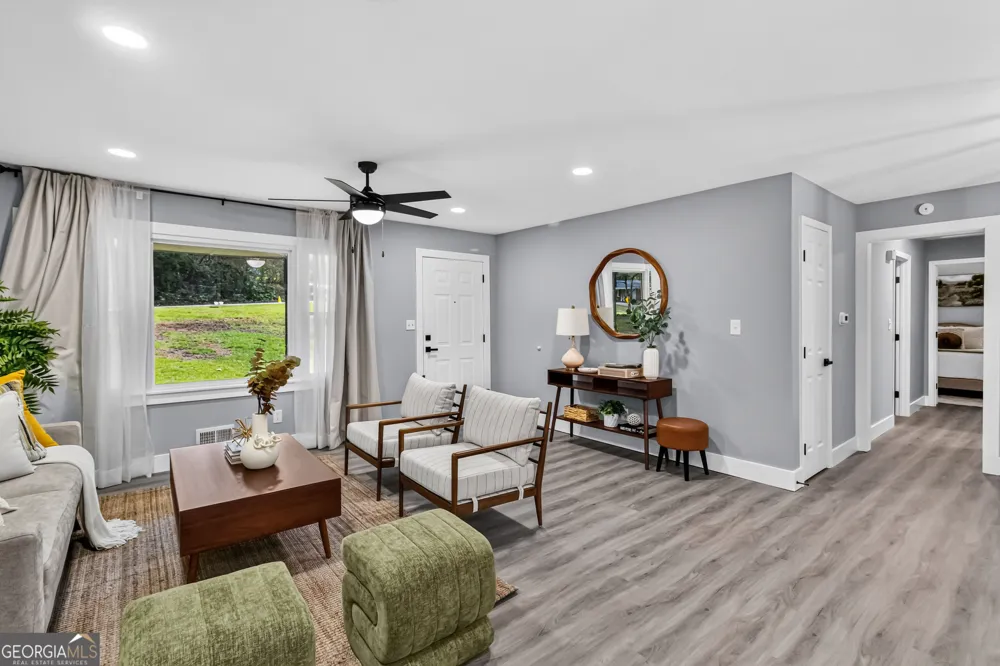 1539 Rockingway DR SW Marietta, GA 30008