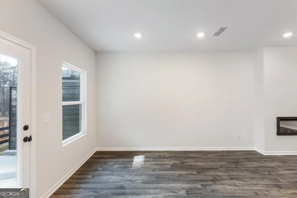 343 Yukon DR Conyers, GA 30094