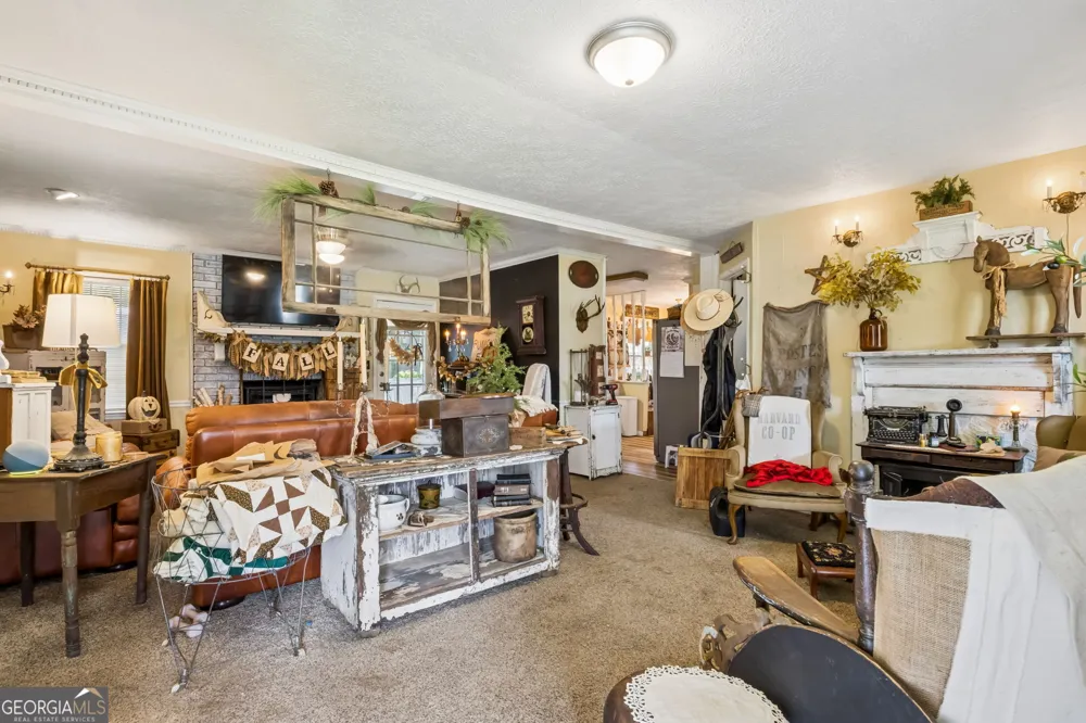 4231 Hamilton Mill RD Buford, GA 30519