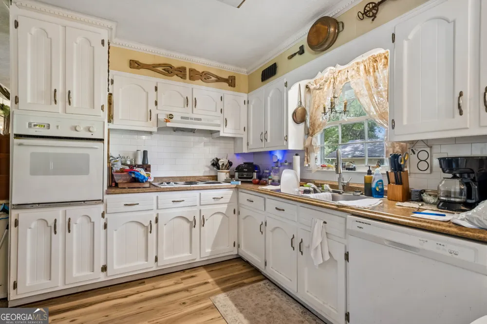 4231 Hamilton Mill RD Buford, GA 30519
