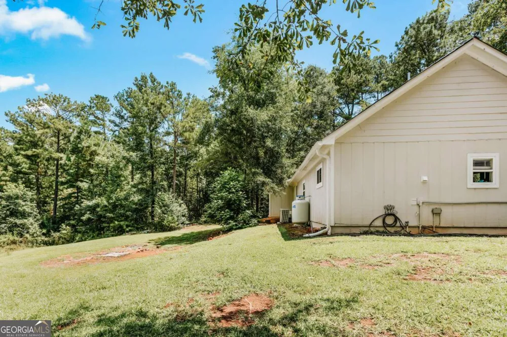 72 Terry Dee LN Colbert, GA 30628