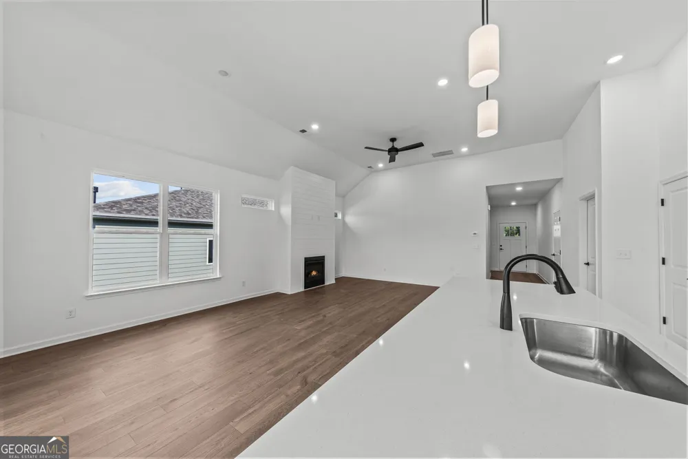 125 Cottage Grove CIR Eatonton, GA 31024