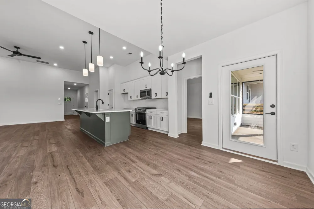 125 Cottage Grove CIR Eatonton, GA 31024
