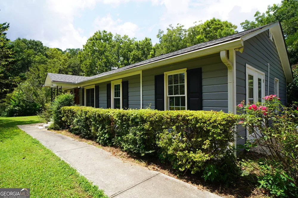 1032 Chatham RD Buford, GA 30518
