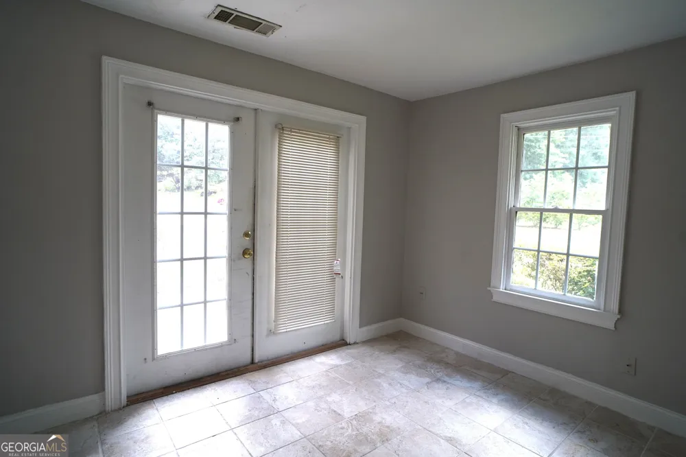 1032 Chatham RD Buford, GA 30518