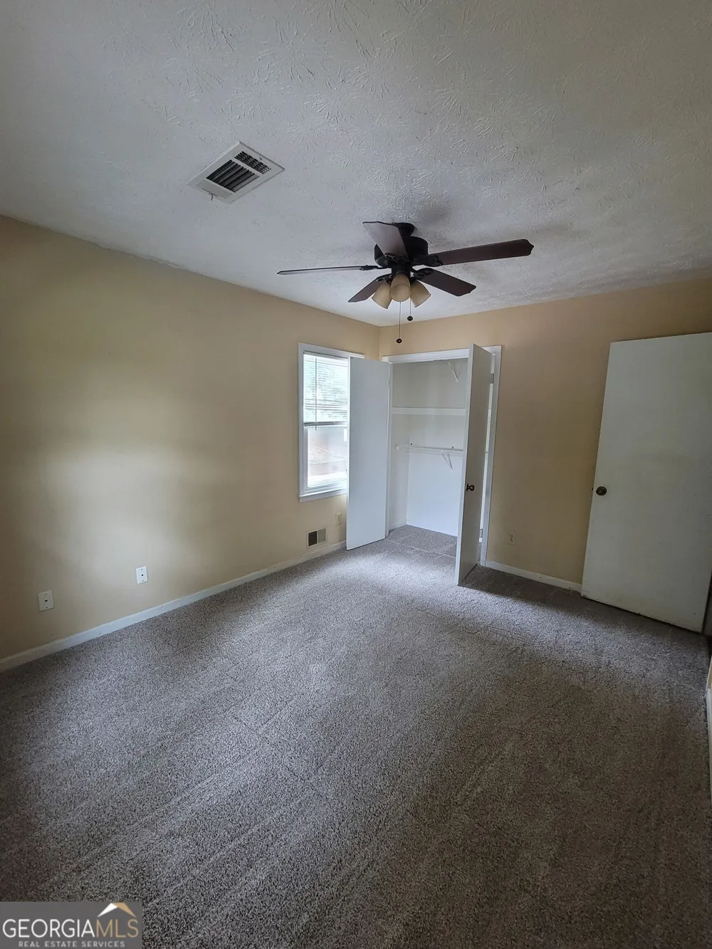 538 Cole DR SW Lilburn, GA 30047