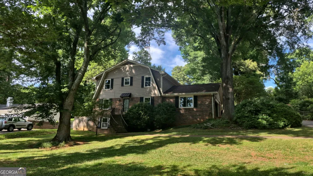 538 Cole DR SW Lilburn, GA 30047