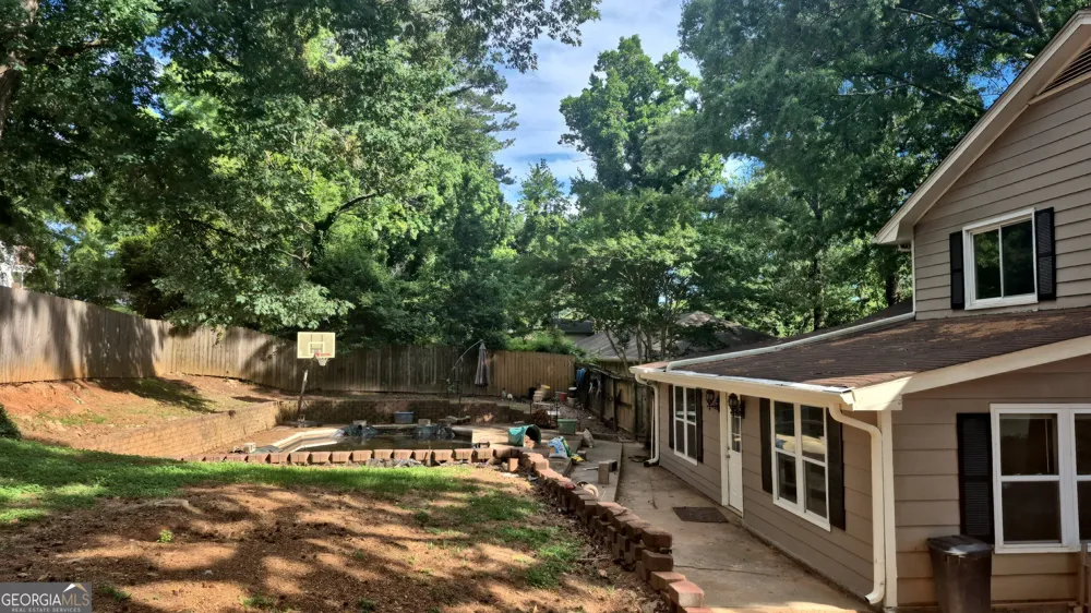 538 Cole DR SW Lilburn, GA 30047