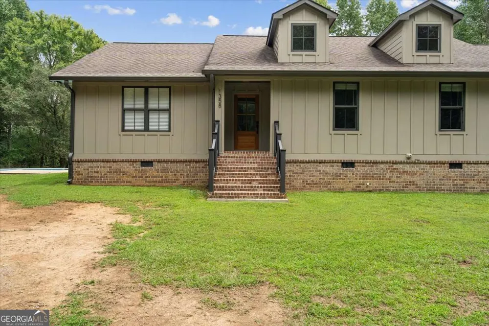 1358 Reeves Station RD SW Calhoun, GA 30701