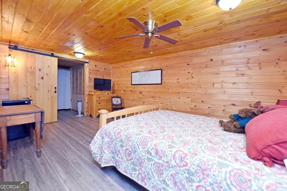 566 Sharewood FRST Morganton, GA 30560