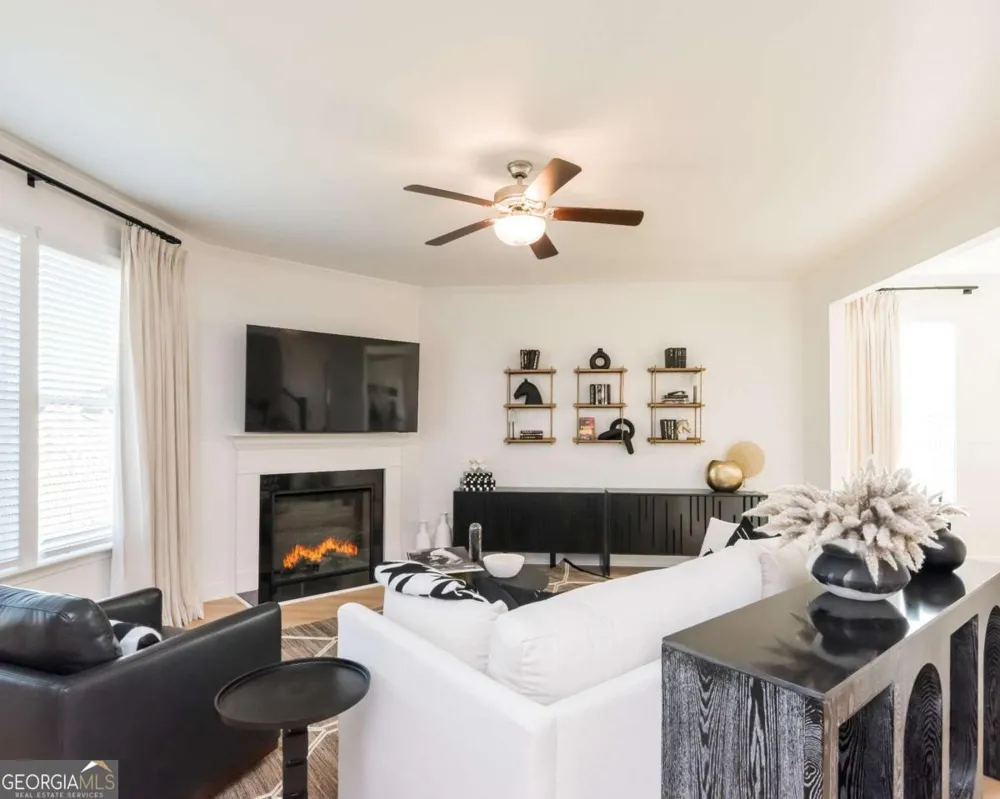 5933 Spring Way Stonecrest, GA 30038