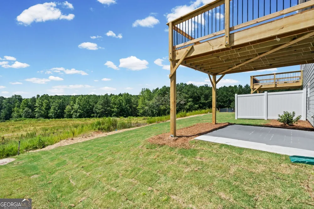 25 Village DR Dawsonville, GA 30534