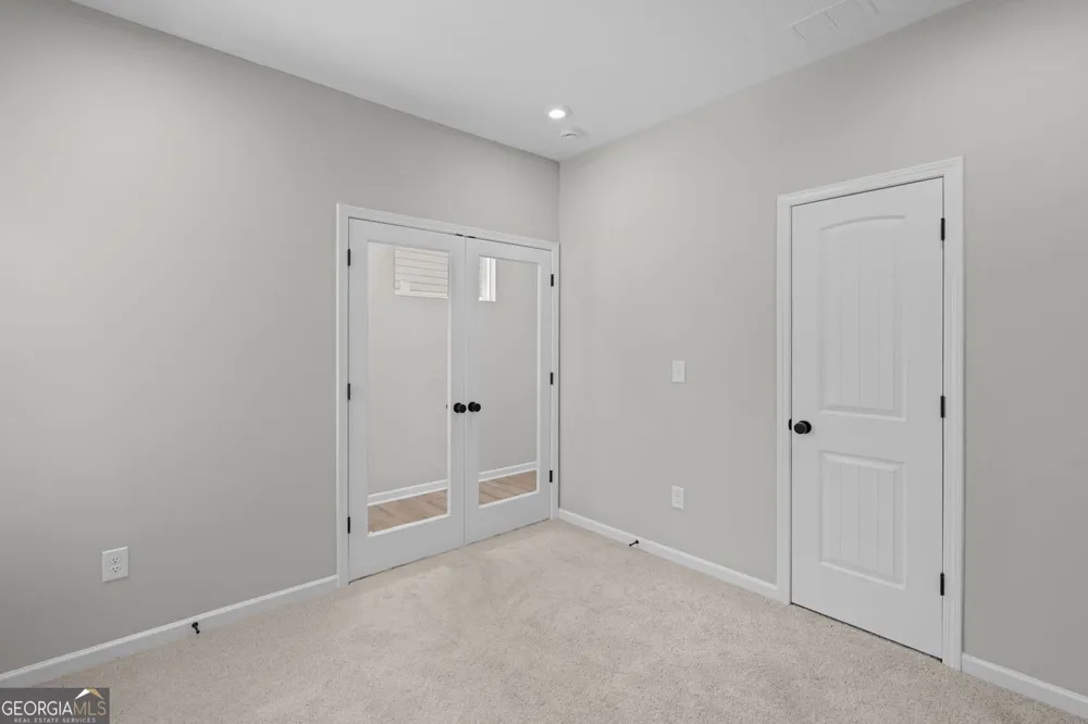 25 Village DR Dawsonville, GA 30534