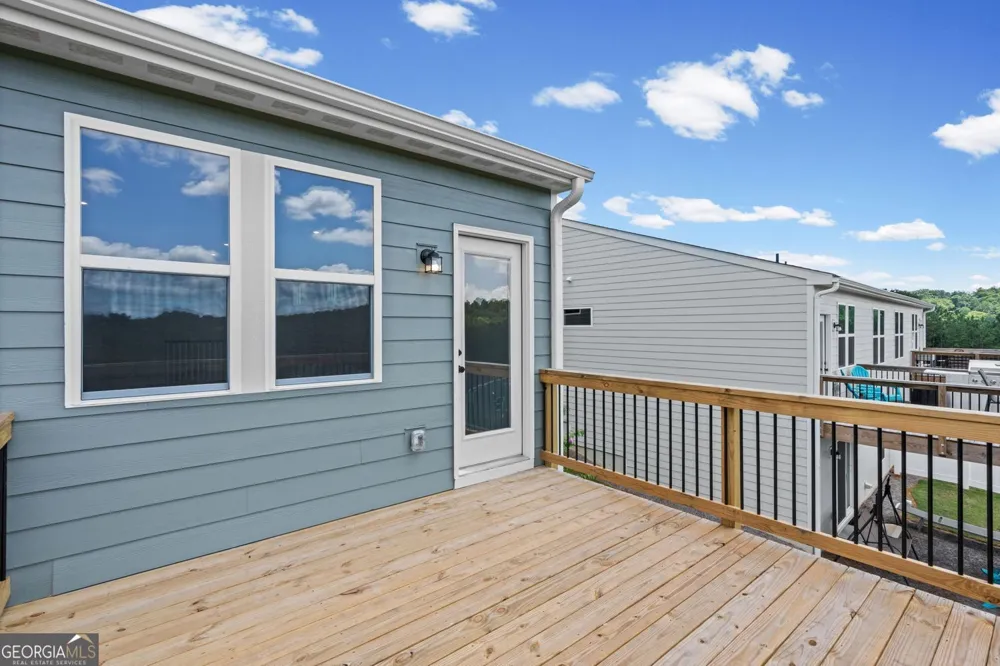 25 Village DR Dawsonville, GA 30534