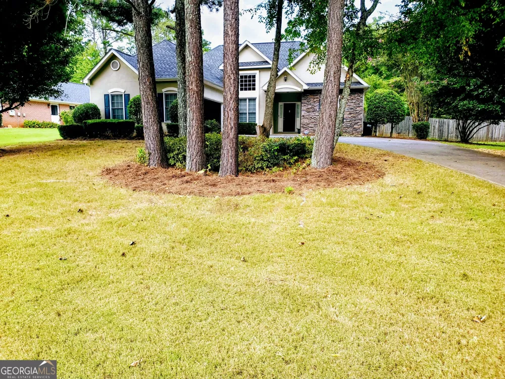 3903 Brianna DR Powder Springs, GA 30127