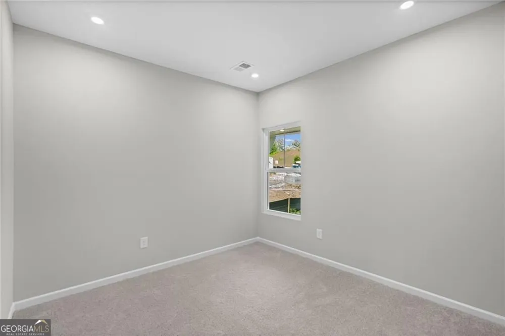 27 Village DR Dawsonville, GA 30534