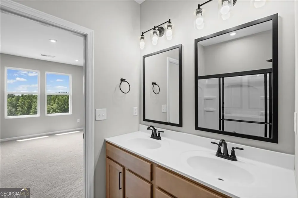 27 Village DR Dawsonville, GA 30534