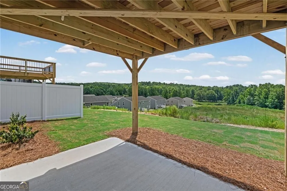 27 Village DR Dawsonville, GA 30534