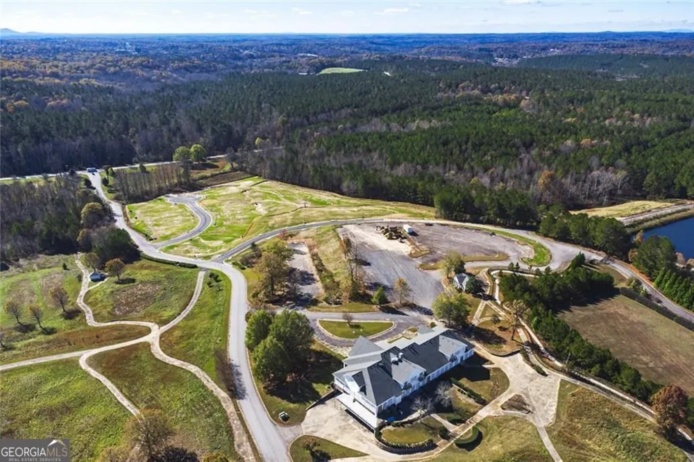 27 Village DR Dawsonville, GA 30534