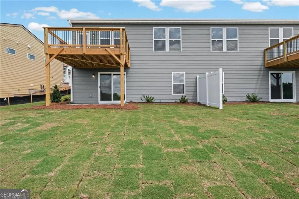 27 Village DR Dawsonville, GA 30534
