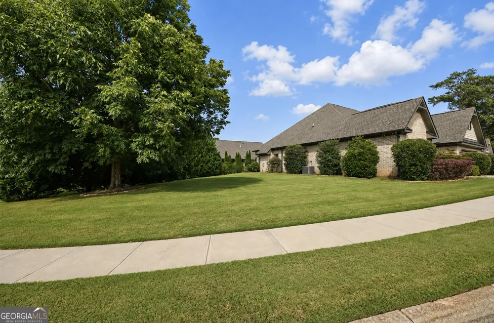 810 Legends DR Monroe, GA 30655
