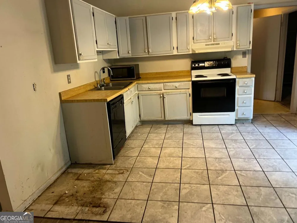 124 Partridge LN Athens, GA 30606