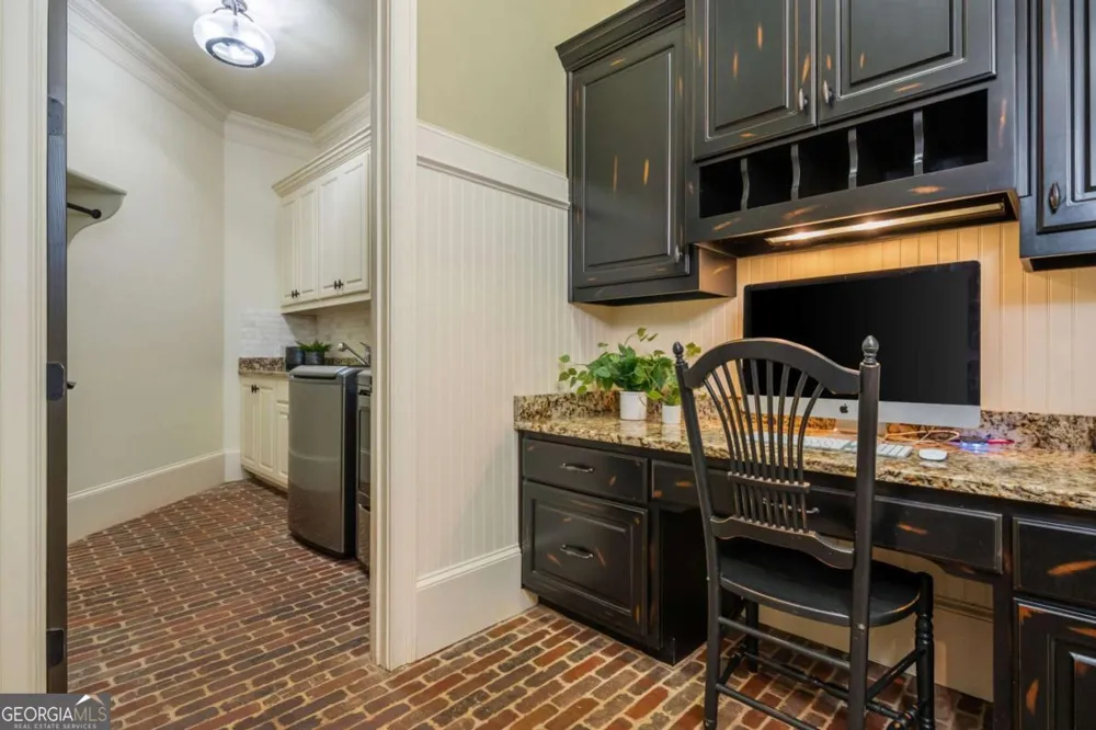 15885 Thompson RD Milton, GA 30004